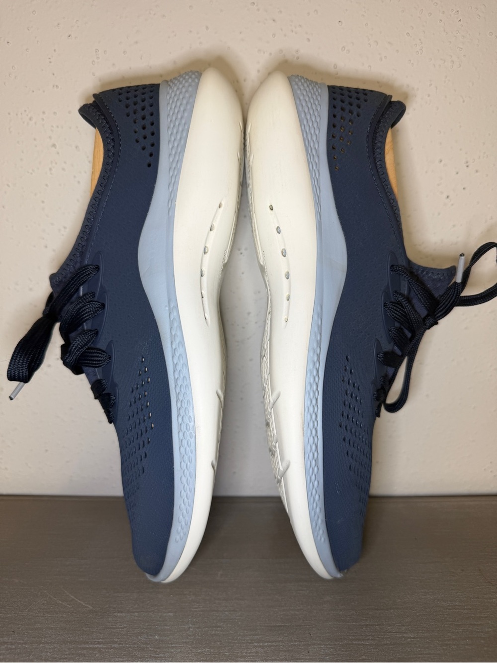 B21 Crocs Literide 360 Pacer Blue Mens Size 9M Lace Up Lightweight Sneakers - Picture 6 of 11